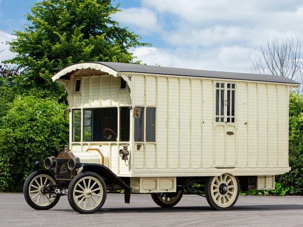 Motor home.jpg