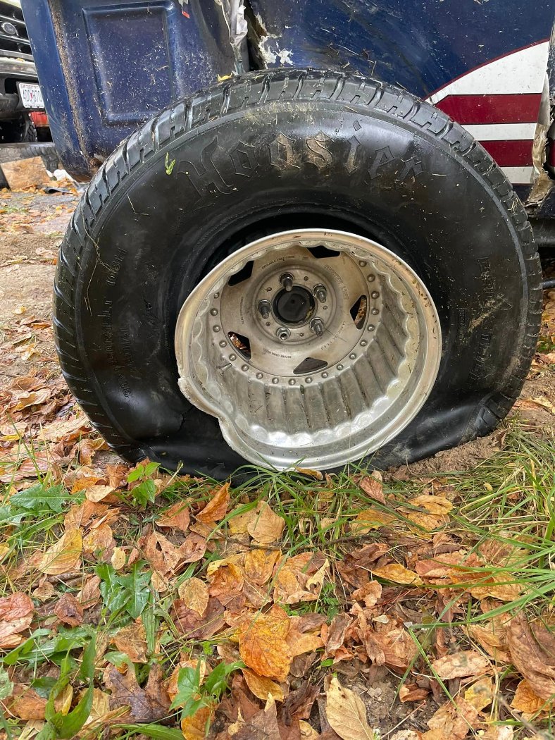 Dennis crash8.jpg