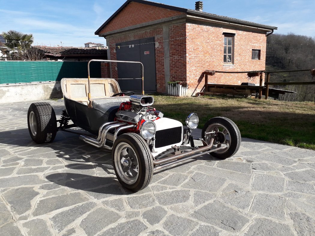 1915 Body2.jpg