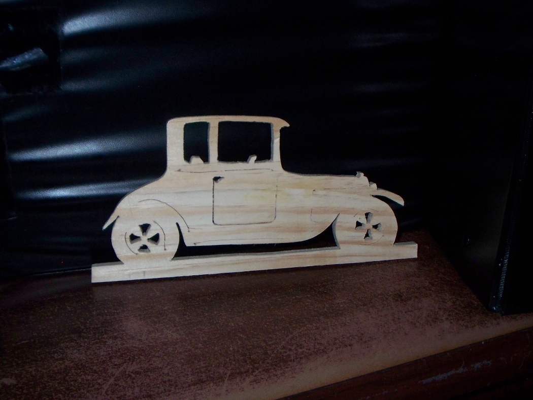 Wandas wood coupe 16 001.JPG