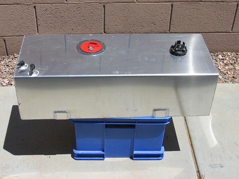 14.0 tank ith filler cap and sending unit.jpg