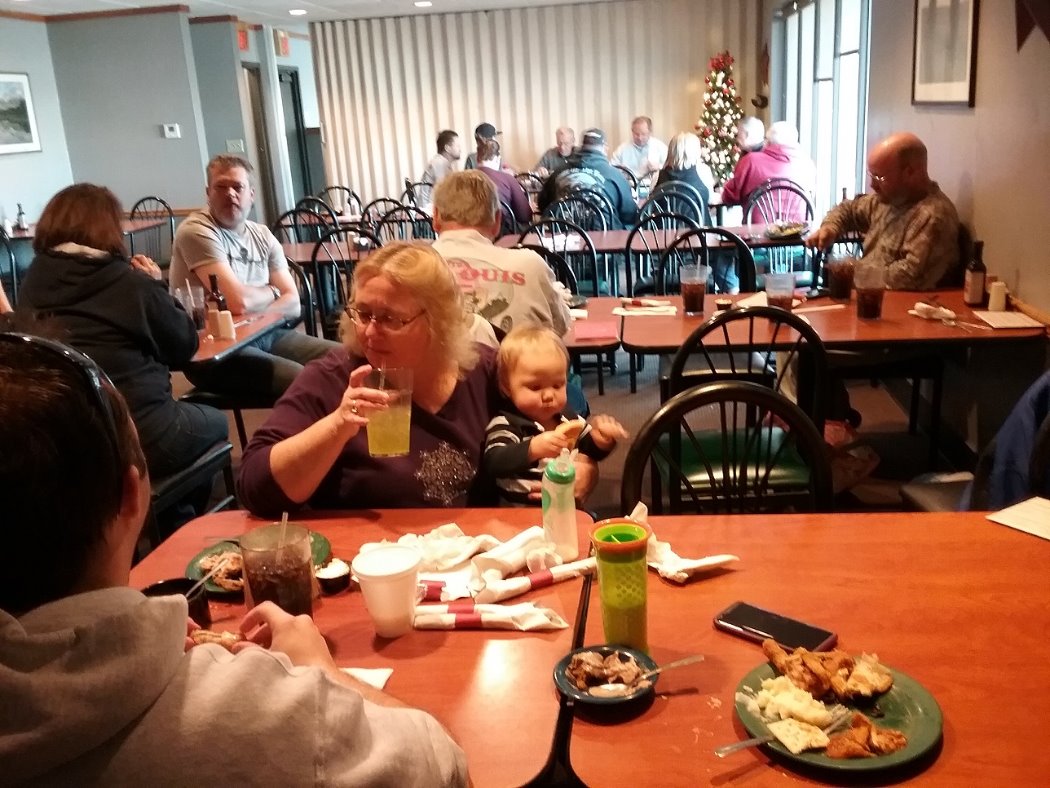 Christmas lunch2.jpg