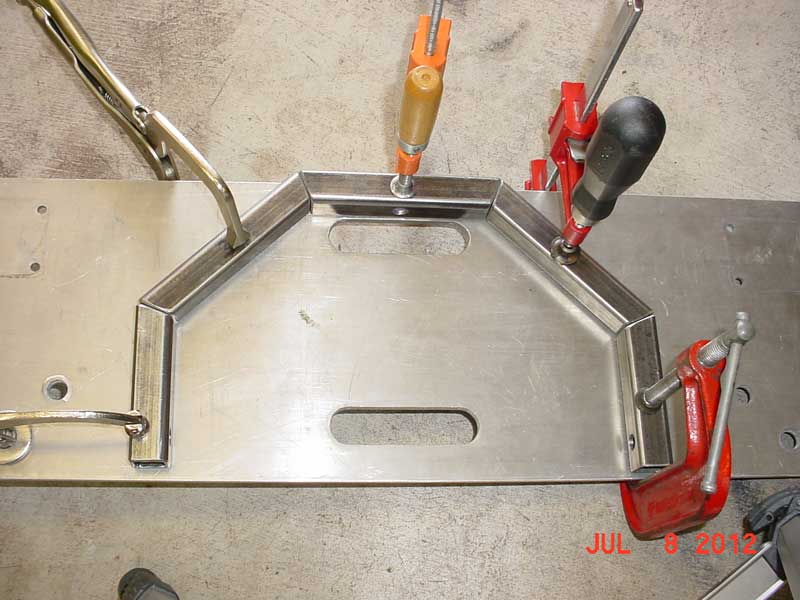 ClampFixtureToPlate01_2697.jpg