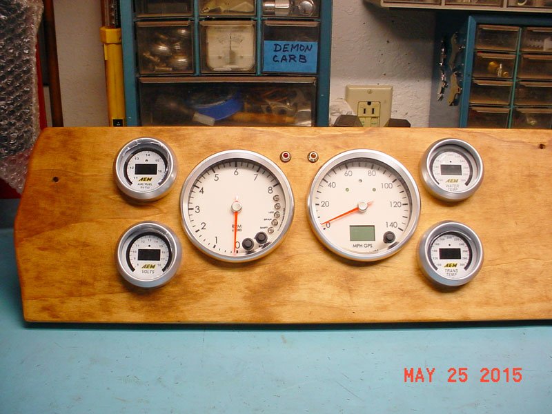 FP07_Dash&Gauges_6108.jpg